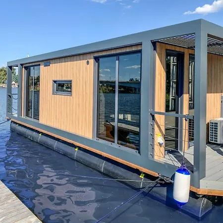 Hotel na wodzie Houseboat - Dom Na Wodzie Wrocław