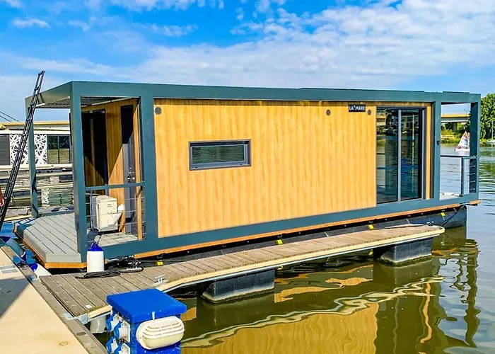 Houseboat - Dom Na Wodzie Botel