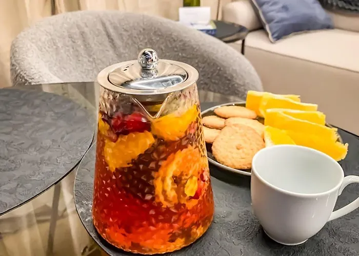 Botel Houseboat - Dom Na Wodzie